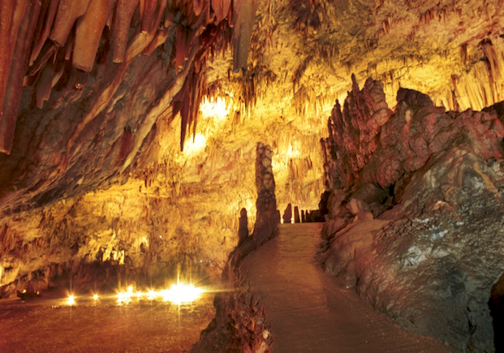 Drogarati cave